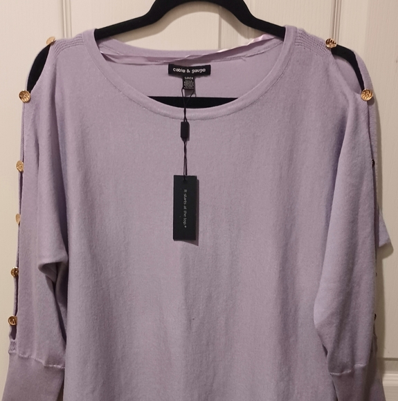 CABLE AND GAUGE LAVENDER PURPLE KEYHOLE SLEEVES GOLD BUTTONS TOP SIZE SMALL - Picture 4 of 15